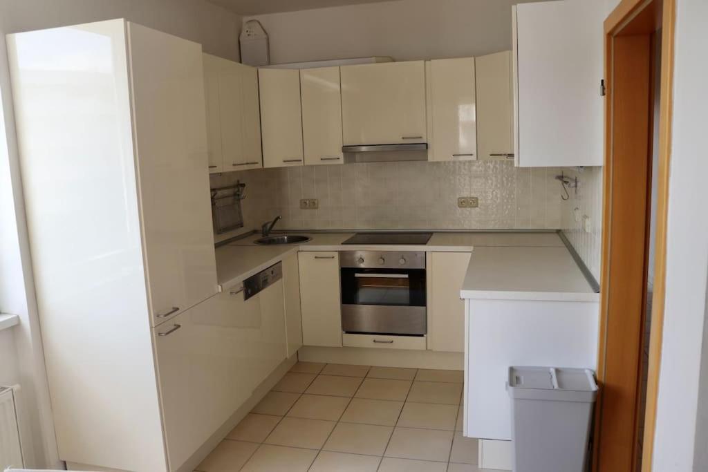 Hurka - 15 Min Do Centra, Garaz Apartamento *