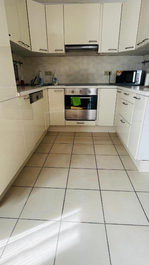 Apartamento Hurka - 15 Min Do Centra, Garaz